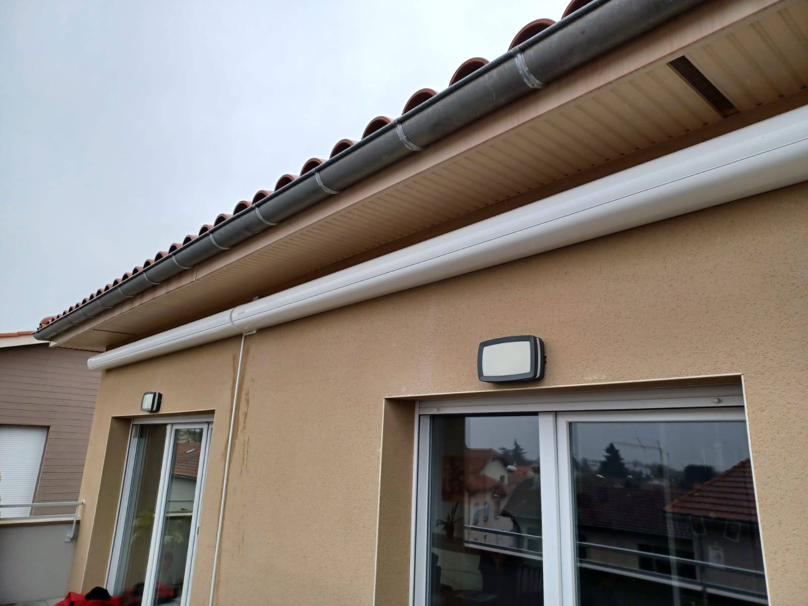 Fournisseur de carport 2 voitures en aluminium Lyon 69 Rhône