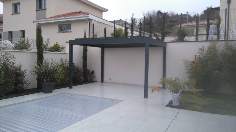 Installation d'une pergola bioclimatique à lames orientable à Villefranche sur Saône