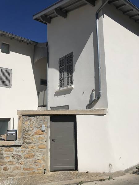 POSE D'UNE PORTE D'ENTREE BLINDEE A SAINTE CONSORCE (69)