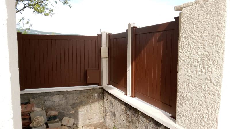 Clôture de la gamme contemporaine Prefalu