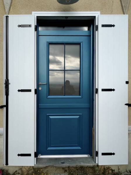 Porte d'entrée fermière sur mesure