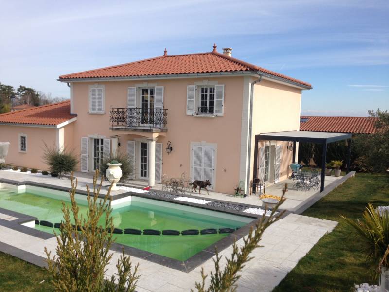 Pergola sur mesure en aluminium à Chaponost