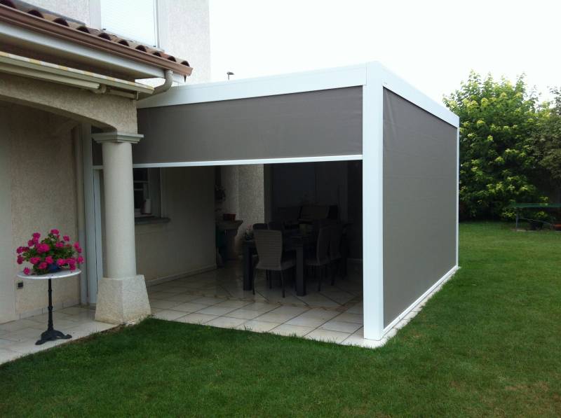Pergola sur mesure bioclimatique à lyon
