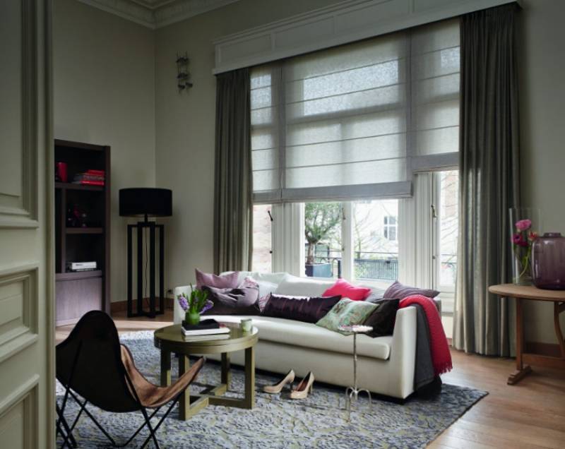 Pose de store intérieur sur mesure modèle bateau à Lyon