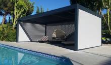 Pergola à lames orientables sur mesure à Lyon avec screen latéraux