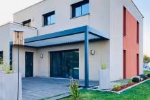 Pergola sur mesure avec lames orientables