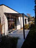 Pergola sur mesure avec toile enroulable