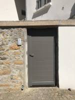 POSE D'UNE PORTE D'ENTREE BLINDEE A SAINTE CONSORCE (69)