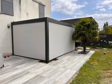Installer une pergola bioclimatique adossée sur mesure proche de Lyon