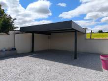 Pose d'un carport adossé en aluminium près de La Tour-du-Pin 