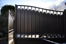 Portail battant modèle traditionnel sur mesure à Lyon