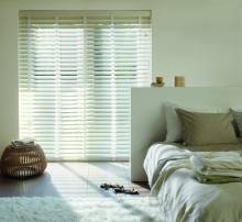 Vente et installation de store d'intérieur motorisé aux alentours de Lyon